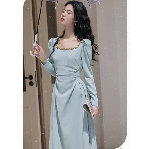 Long Sleeve Round Neck Contrast Trim Ruched Midi A-Line Dress