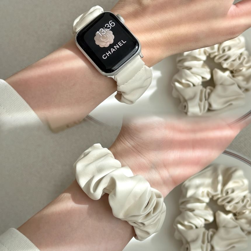 Faux Shirred Apple Band Leather Watch