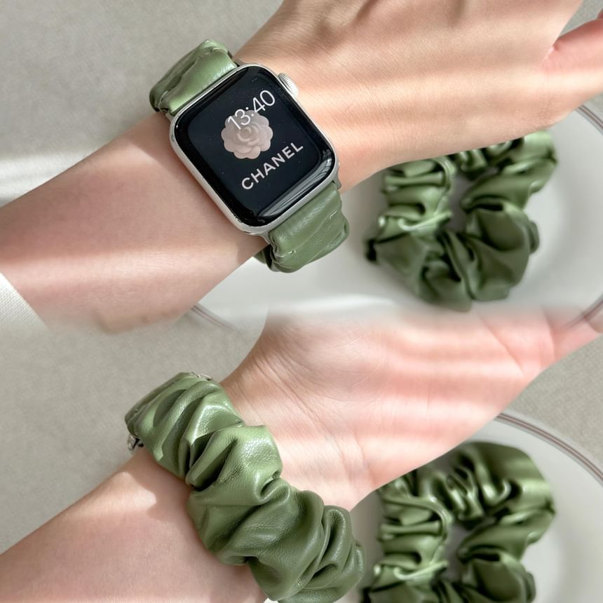 Faux Shirred Apple Band Leather Watch