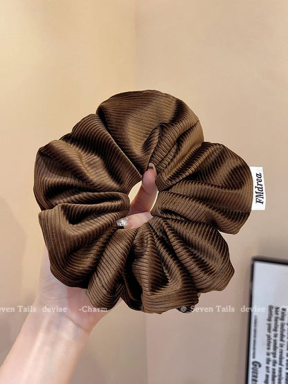 Label Scrunchie Lettering