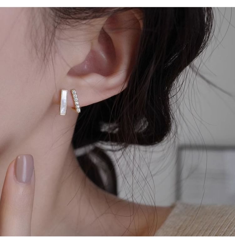 Alloy Shell Stud Rhinestone Earring