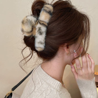 Leopard Claw Patterned Hair Faux Fur