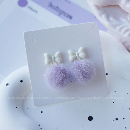 Pom Earring Stud On Clip Drop /