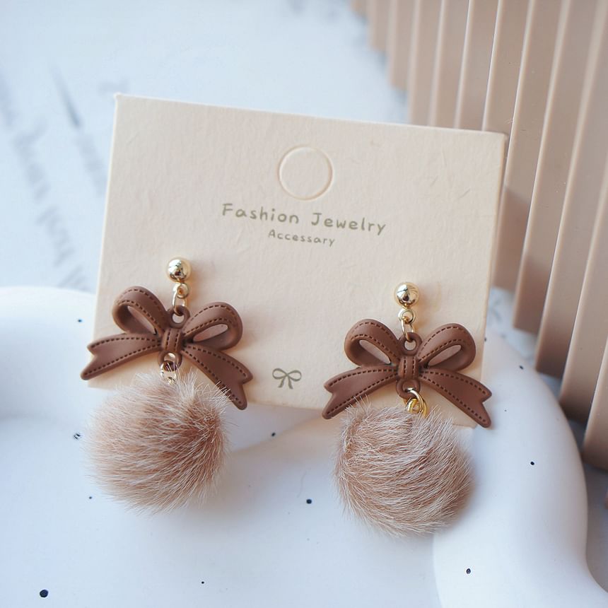 Earring On Bow / Clip Drop Pom
