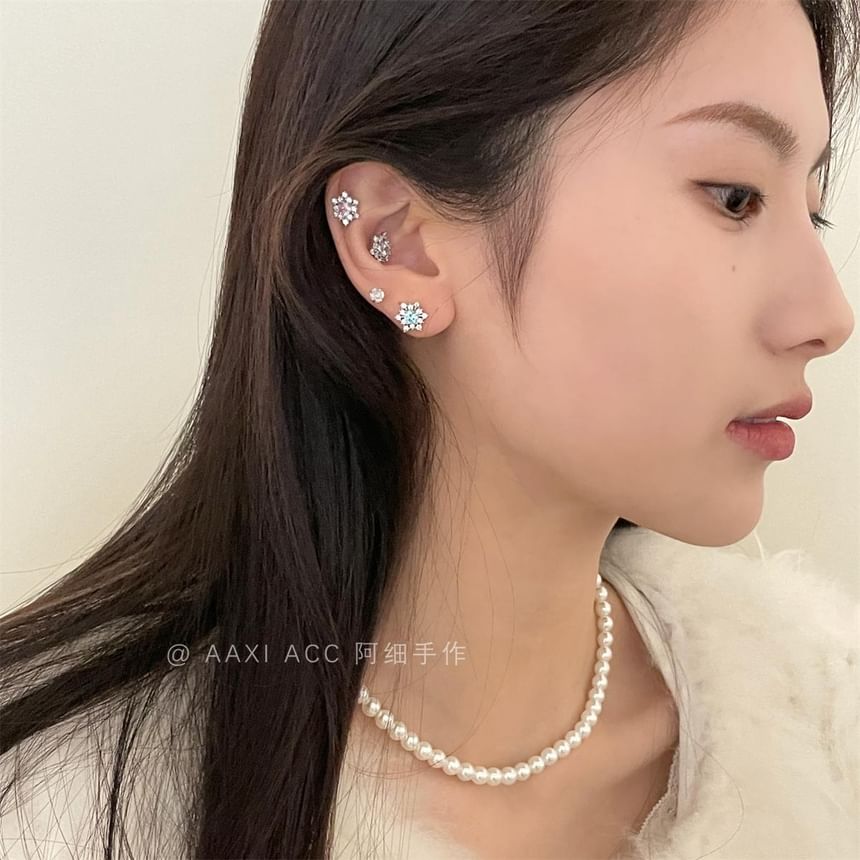 Snowflake Stud Rhinestone Earring