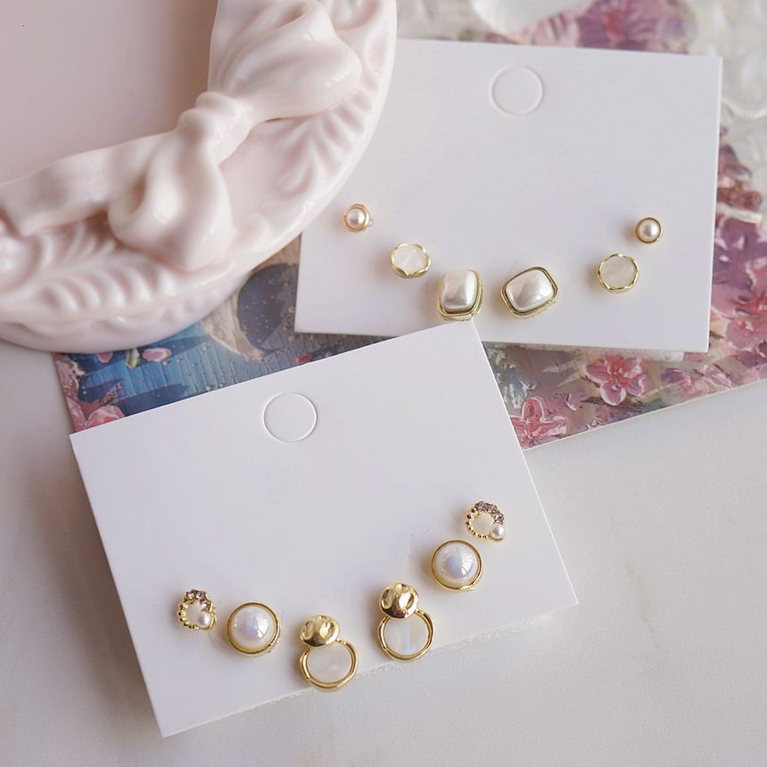 Faux Pearl Stud Set Earring