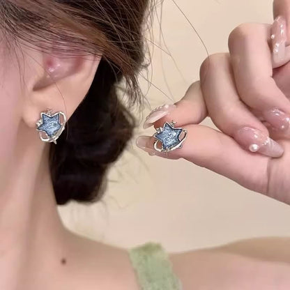 On Clip Star Earring / Stud