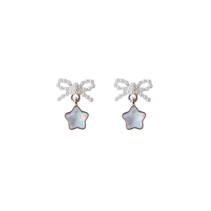 Pearl Faux Dangle Earring Star