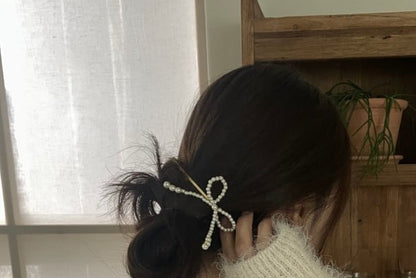 Pearl Hair Pin Faux Alloy