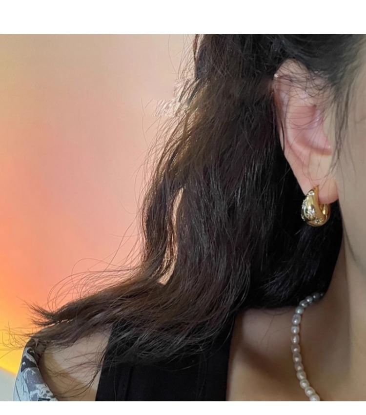Alloy Earring Rhinestone Polished Huggie