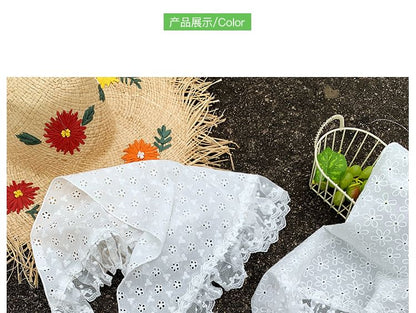 Bonnet Lace Hat