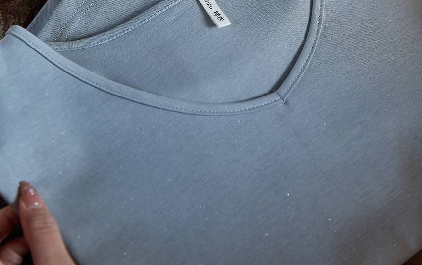 Short-Sleeve V-Neck Plain Glitter Ruched Tee