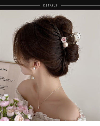 Claw Pearl Faux Acrylic Flower Hair