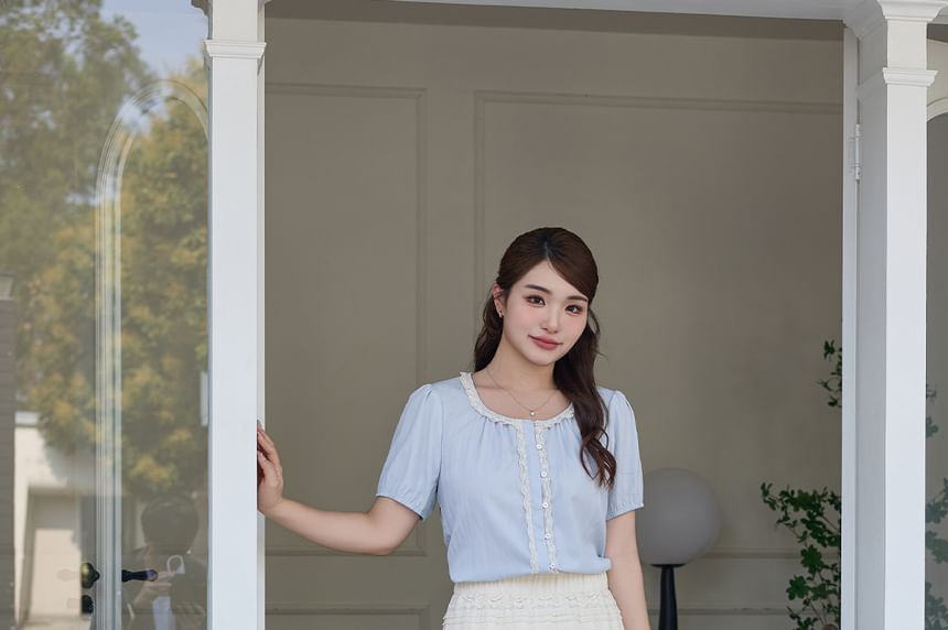 Plus Size High Rise Plain Lace Floral Midi A-Line Skirt