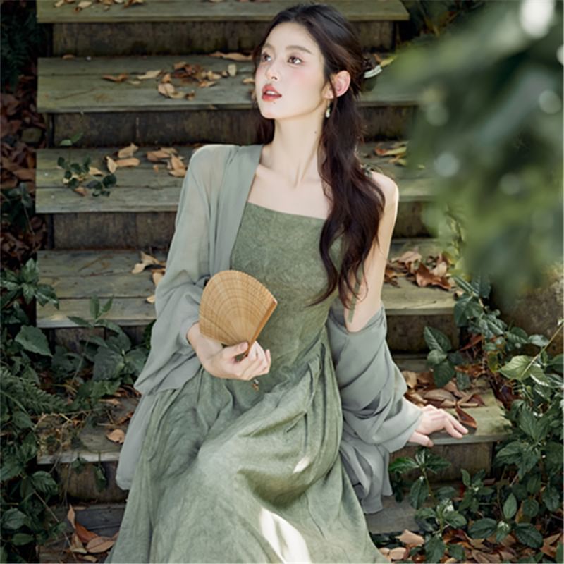 Plain Light Jacket / Spaghetti Strap Maxi A-Line Dress / Set