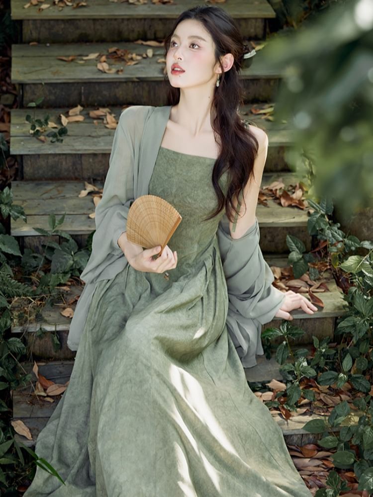 Plain Light Jacket / Spaghetti Strap Maxi A-Line Dress / Set