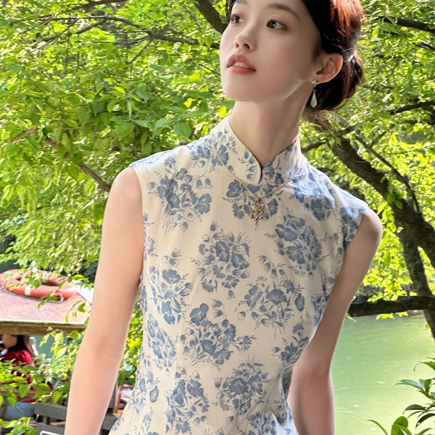 Sleeveless Stand Collar Floral Print Slit Maxi Sheath Qipao / Plain Shawl