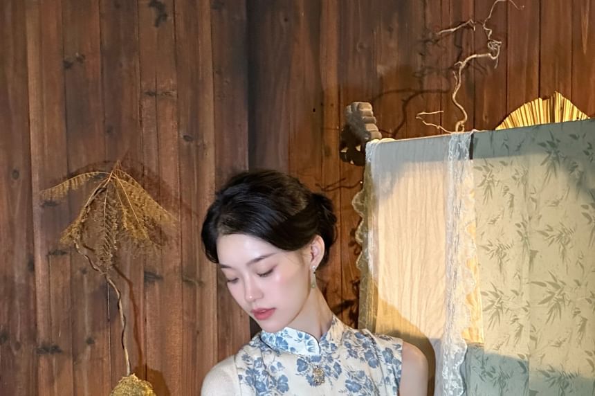 Sleeveless Stand Collar Floral Print Slit Maxi Sheath Qipao / Plain Shawl