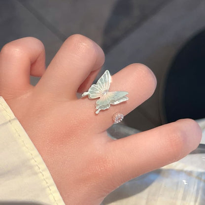 Ring Open Butterfly