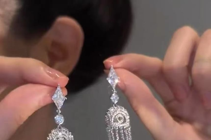 Alloy Rhinestone Earring Fringed
