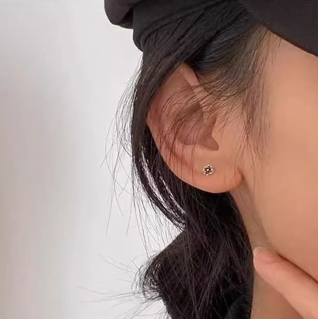 Stud Earring Flower Rhinestone