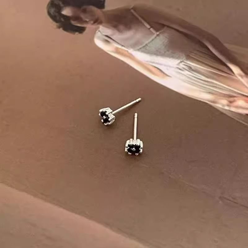Stud Earring Flower Rhinestone