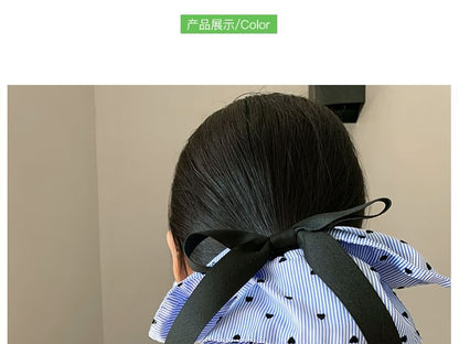 Bow Print Striped Scrunchie Heart