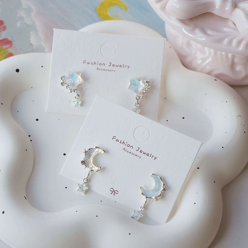 Earring Crescent Drop / Star