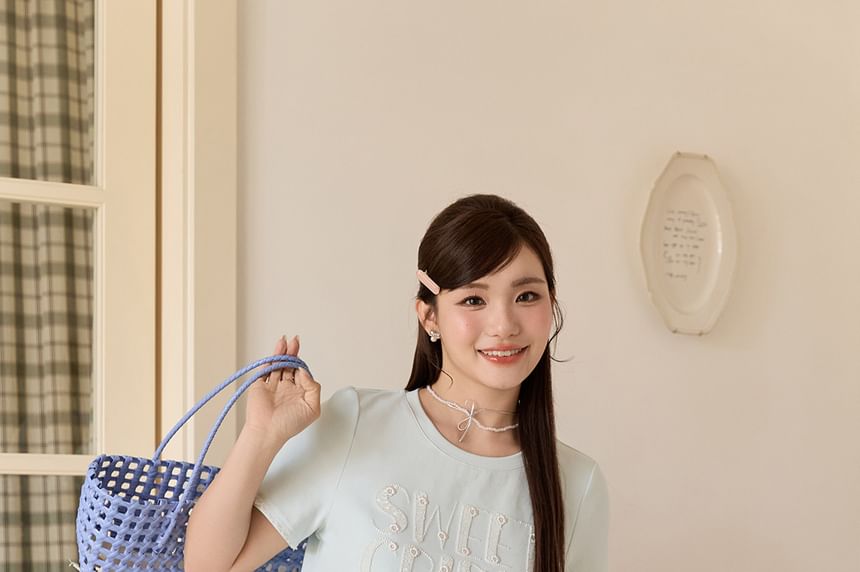 Short-Sleeve Crew Neck Lettering Sequin Embroidered Tee