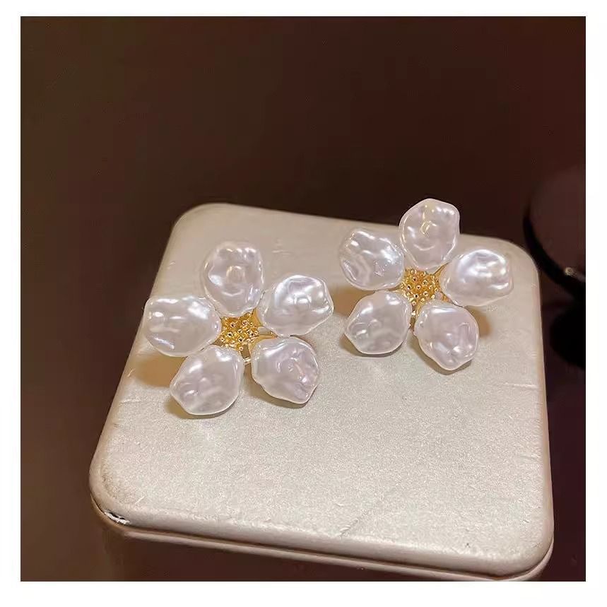 Alloy Earring Statement Pearl Faux Floral
