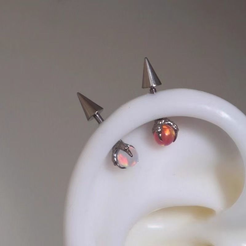 Faux Gemstone Earring Through Claw Alloy