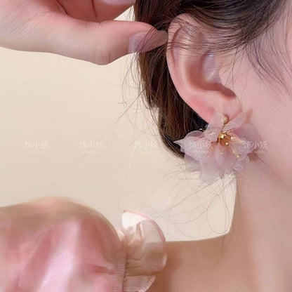 Alloy Drop Petal Organza Earring