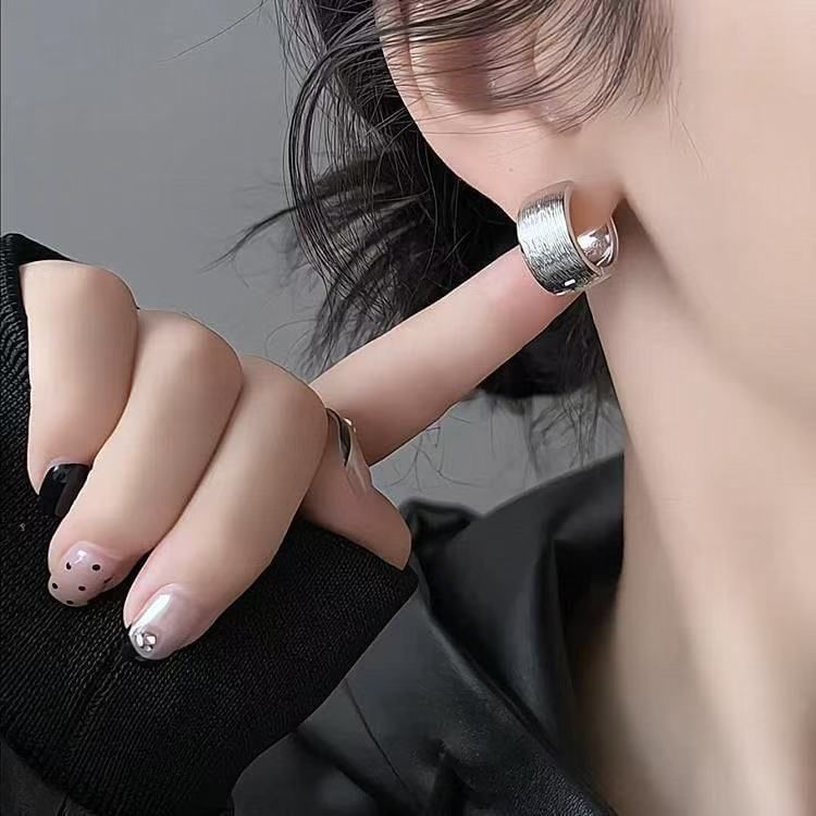 Alloy Brushed Huggie Earring