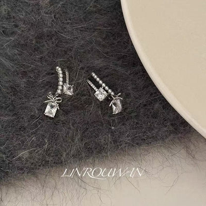 Rhinestone Alloy Earring Drop