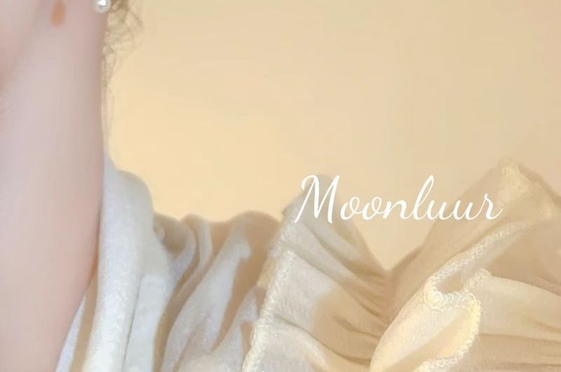Alloy Firework Stud Faux Pearl Earring Rhinestone