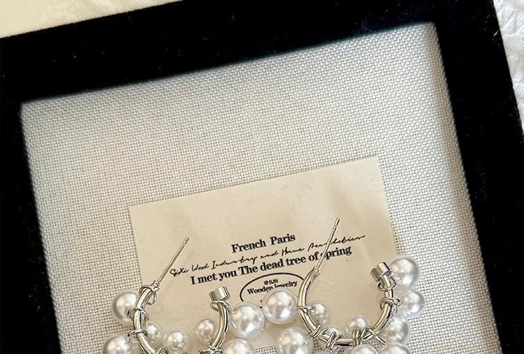 Alloy Pearl Drop Earring Faux