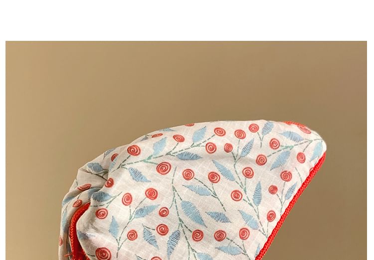 Fabric Print Claw Floral Hair