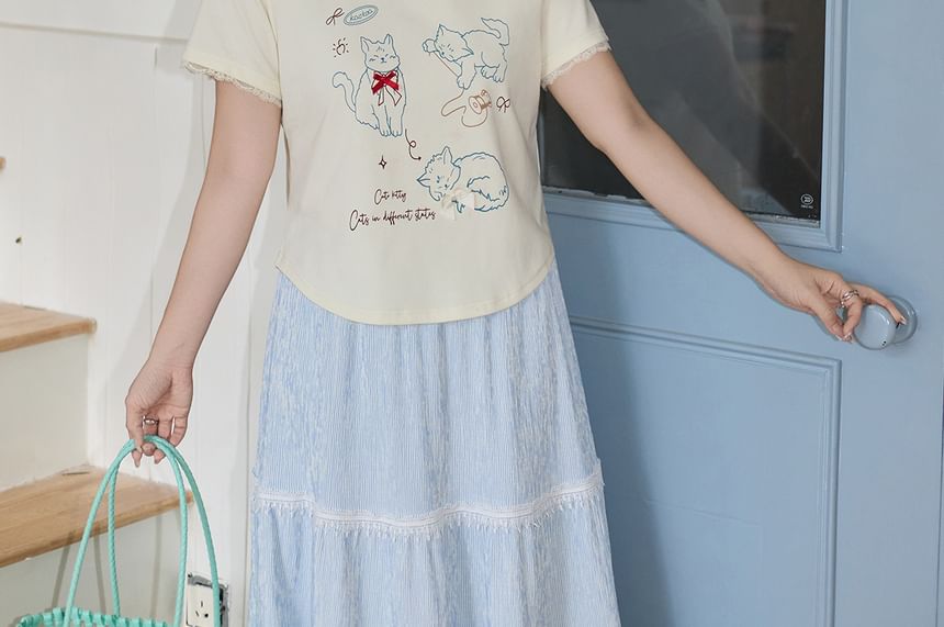 Plus Size Short-Sleeve Round Neck Cat Print T-Shirt