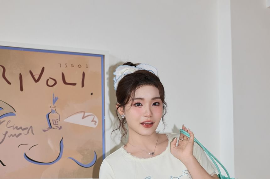 Plus Size Short-Sleeve Round Neck Cat Print T-Shirt