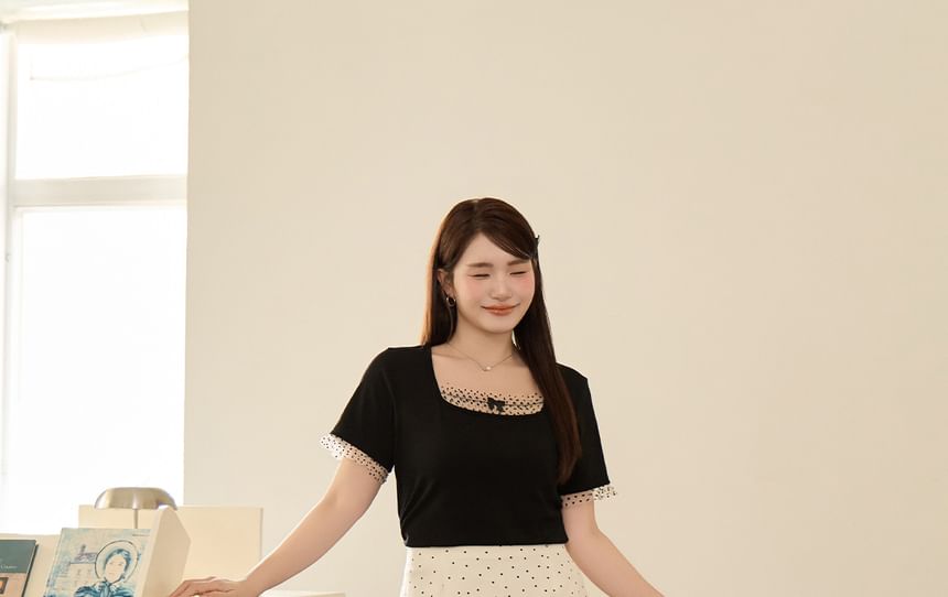 High Rise Dotted Contrast Lace Trim Mini A-Line Skirt