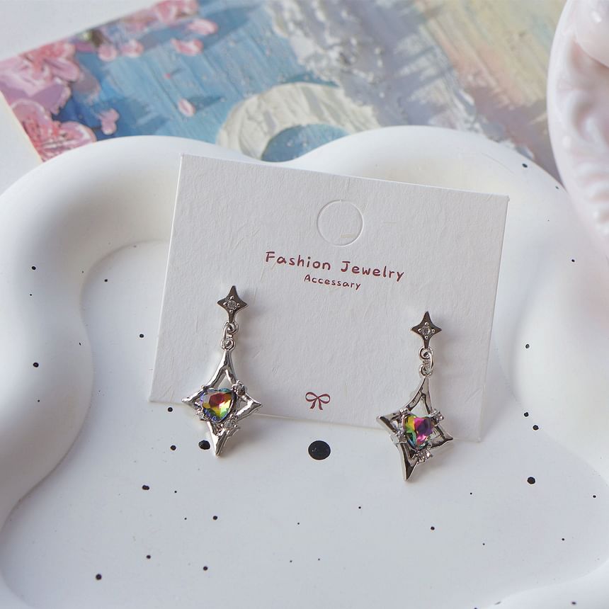 On Gemstone Clip Dangle / Earring