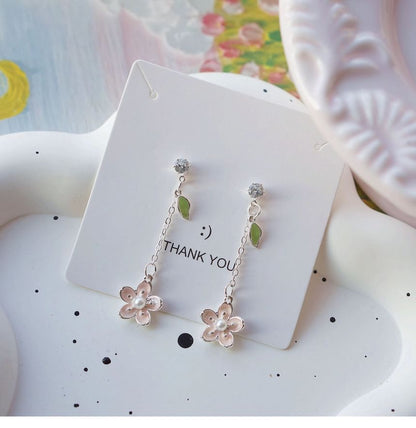 Set / Clip On Dangle Floral Earring