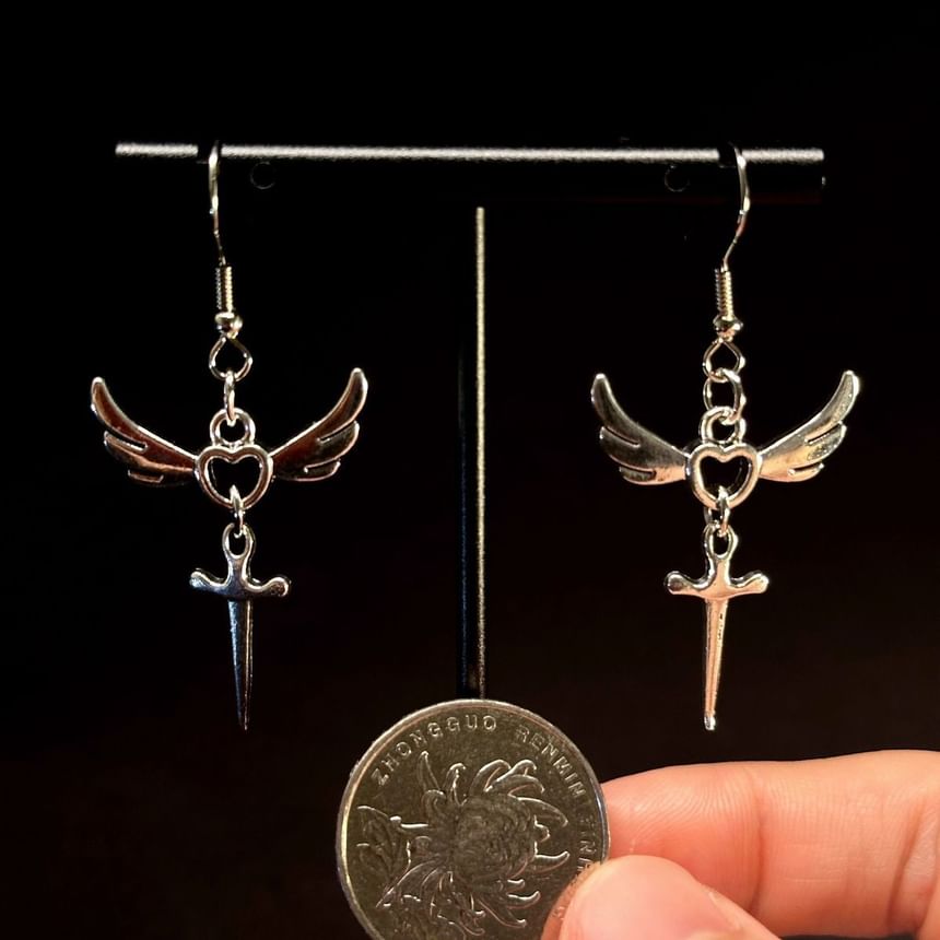 Dangle Sword Earring Wing
