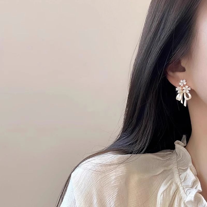 Flower Drop Rhinestone Earring Bow