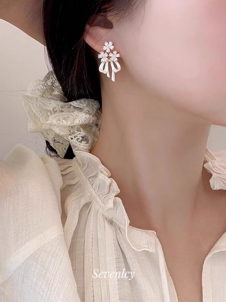 Flower Drop Rhinestone Earring Bow