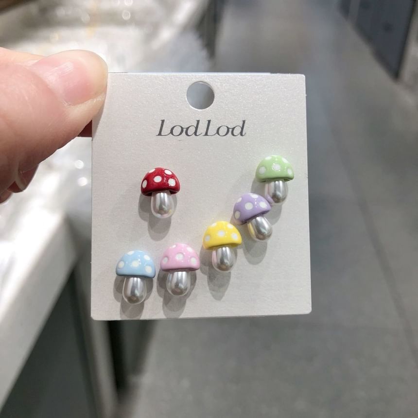 Set Mushroom of Ear 6: Stud