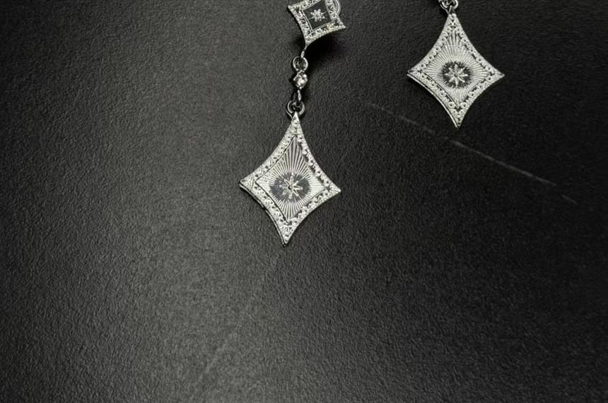 Clip-On Earring Rhinestone Rhombus Drop