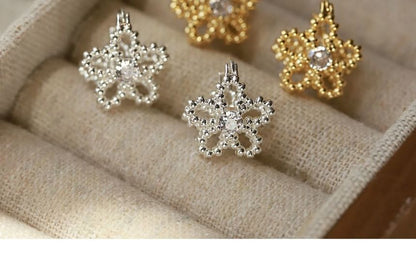 Earring Huggie Rhinestone Flower