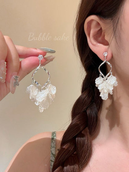 Rhinestone Shell Earring Chandelier