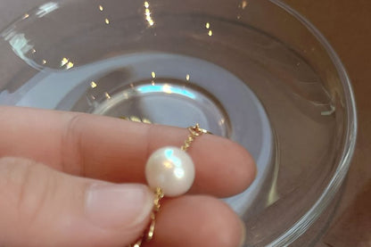 Faux Leaf Pearl Choker